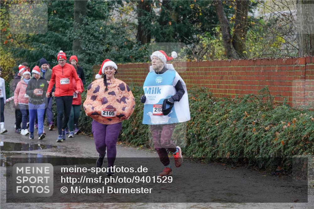 07.12.2025 - St. Pauli X-Mass-Run No. 15 Michael Burmester http://msf.ph/oto/9401529 07.12.2025 10:26:50 Laufen 478, 28, 2105, 100, 2103 meine-sportfotos.de