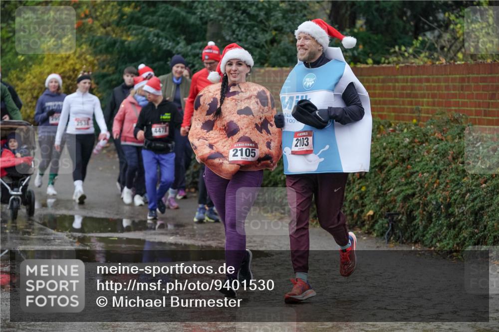 07.12.2025 - St. Pauli X-Mass-Run No. 15 Michael Burmester http://msf.ph/oto/9401530 07.12.2025 10:26:50 Laufen 4478, 5, 2105, 100, 2103 meine-sportfotos.de