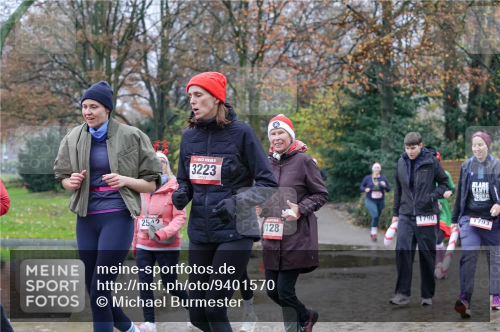07.12.2025 - St. Pauli X-Mass-Run No. 15 Michael Burmester http://msf.ph/oto/9401570 07.12.2025 10:27:00 Laufen 255, 5, 3223, 128, 1790, 1793 meine-sportfotos.de
