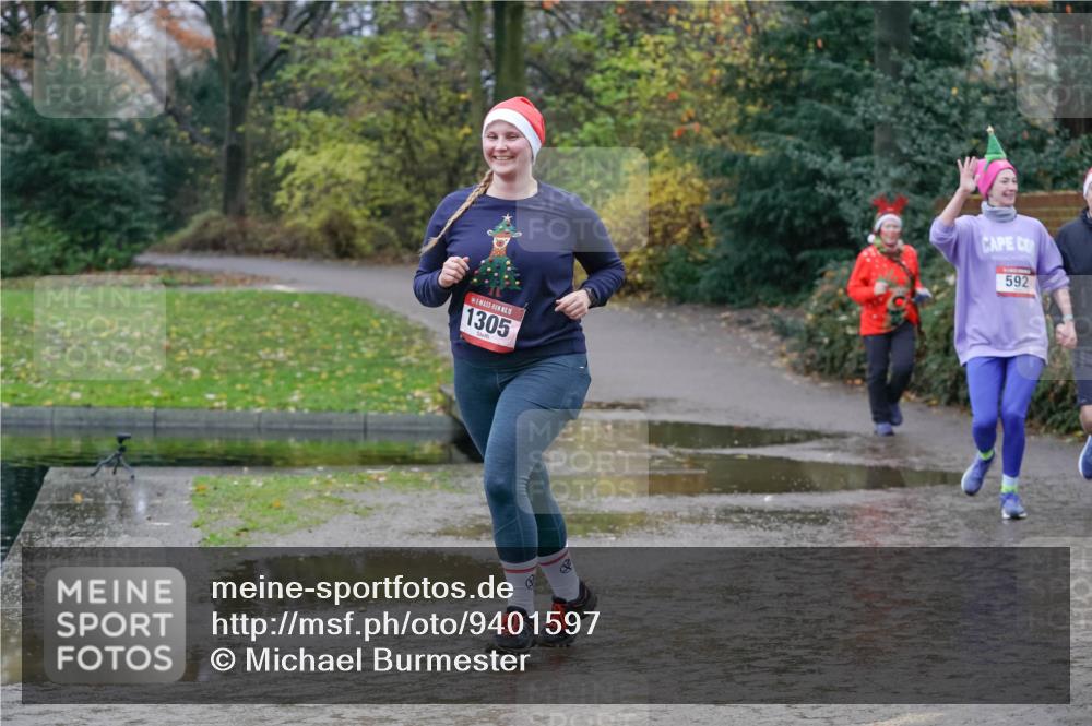 07.12.2025 - St. Pauli X-Mass-Run No. 15 Michael Burmester http://msf.ph/oto/9401597 07.12.2025 10:27:06 Laufen 15, 1305, 592 meine-sportfotos.de