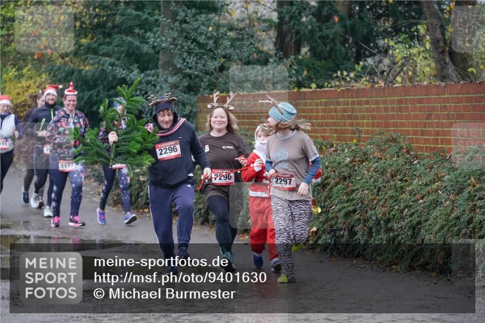 07.12.2025 - St. Pauli X-Mass-Run No. 15 Michael Burmester http://msf.ph/oto/9401630 07.12.2025 10:27:28 Laufen 91, 1177, 62, 2296, 2290, 2297 meine-sportfotos.de