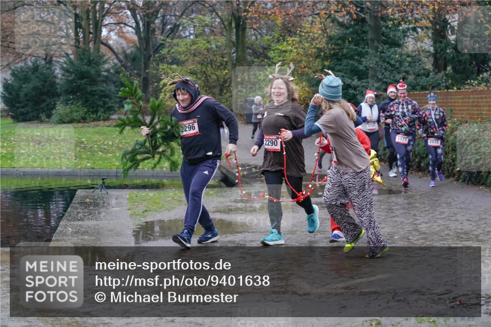 07.12.2025 - St. Pauli X-Mass-Run No. 15 Michael Burmester http://msf.ph/oto/9401638 07.12.2025 10:27:31 Laufen 2296, 2290, 3391, 1177, 2832 meine-sportfotos.de