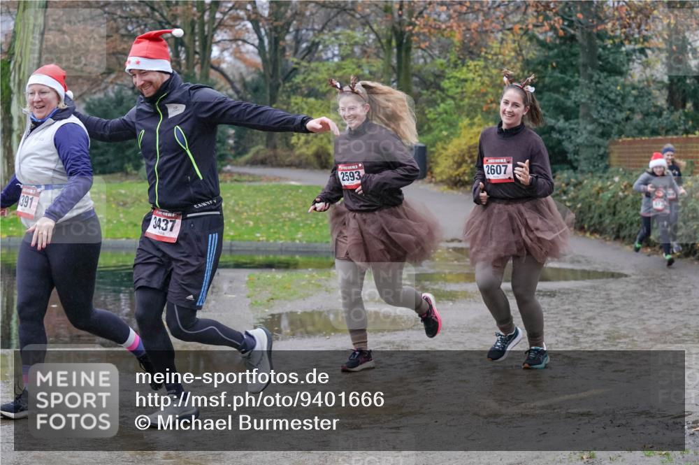 07.12.2025 - St. Pauli X-Mass-Run No. 15 Michael Burmester http://msf.ph/oto/9401666 07.12.2025 10:27:38 Laufen 391, 3437, 2593, 2607 meine-sportfotos.de