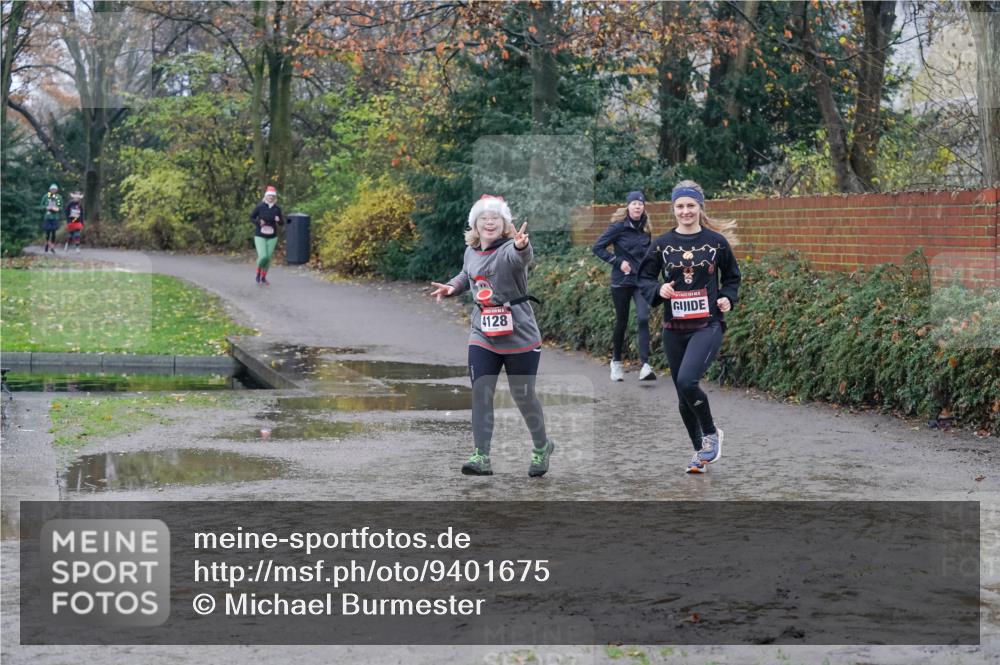 07.12.2025 - St. Pauli X-Mass-Run No. 15 Michael Burmester http://msf.ph/oto/9401675 07.12.2025 10:27:40 Laufen 4128 meine-sportfotos.de