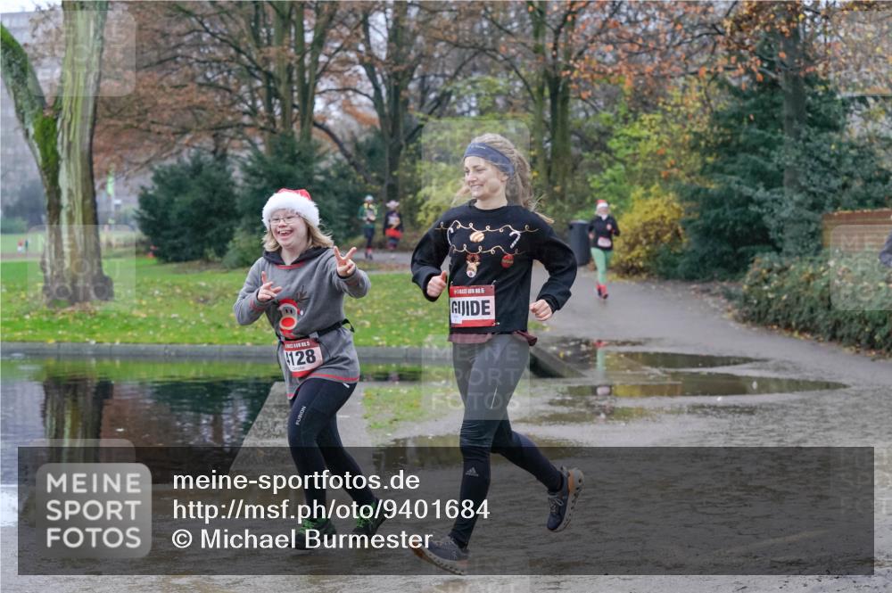 07.12.2025 - St. Pauli X-Mass-Run No. 15 Michael Burmester http://msf.ph/oto/9401684 07.12.2025 10:27:42 Laufen 128, 15 meine-sportfotos.de