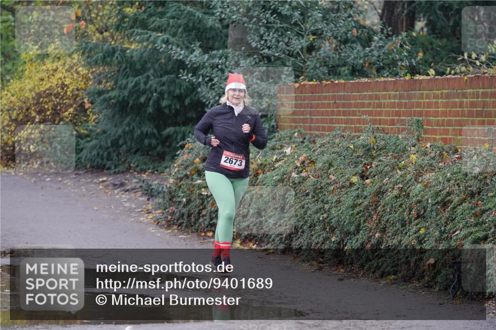07.12.2025 - St. Pauli X-Mass-Run No. 15 Michael Burmester http://msf.ph/oto/9401689 07.12.2025 10:27:47 Laufen 2673 meine-sportfotos.de