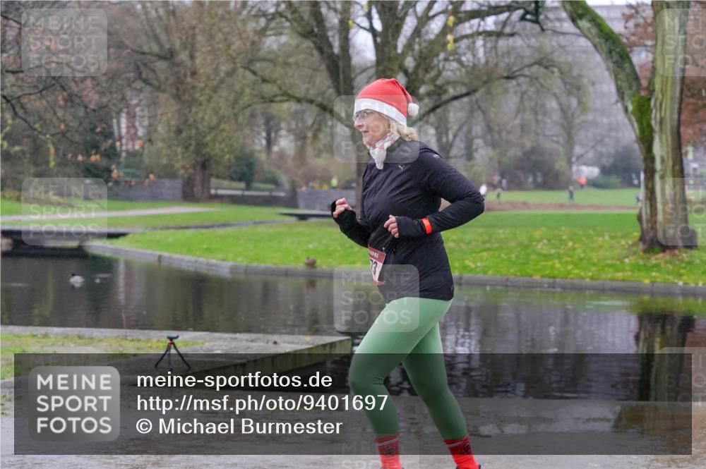 07.12.2025 - St. Pauli X-Mass-Run No. 15 Michael Burmester http://msf.ph/oto/9401697 07.12.2025 10:27:54 Laufen  meine-sportfotos.de