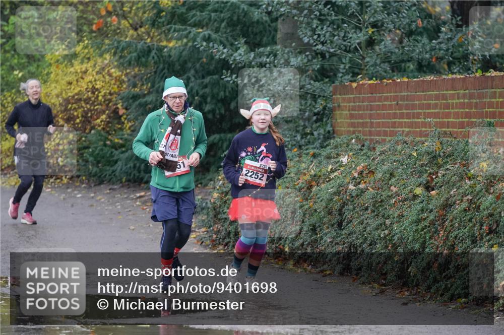 07.12.2025 - St. Pauli X-Mass-Run No. 15 Michael Burmester http://msf.ph/oto/9401698 07.12.2025 10:27:58 Laufen 51, 2252, 2252 meine-sportfotos.de