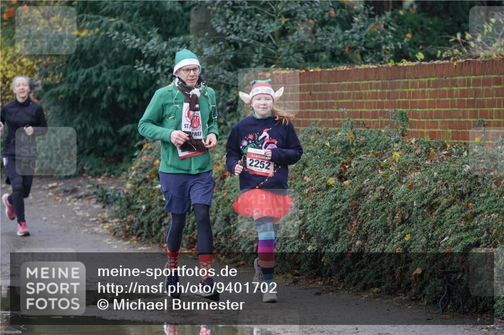 07.12.2025 - St. Pauli X-Mass-Run No. 15 Michael Burmester http://msf.ph/oto/9401702 07.12.2025 10:27:59 Laufen 2252 meine-sportfotos.de