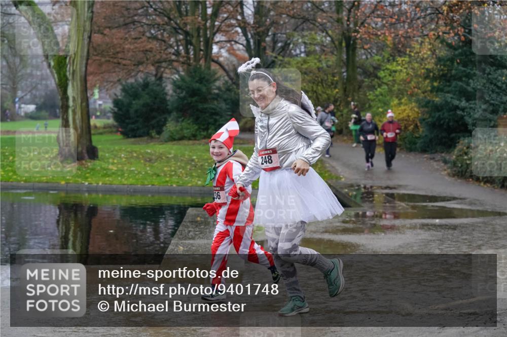 07.12.2025 - St. Pauli X-Mass-Run No. 15 Michael Burmester http://msf.ph/oto/9401748 07.12.2025 10:28:17 Laufen 36, 248 meine-sportfotos.de
