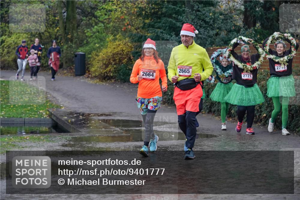 07.12.2025 - St. Pauli X-Mass-Run No. 15 Michael Burmester http://msf.ph/oto/9401777 07.12.2025 10:28:32 Laufen 2664, 15, 2665, 2721, 27 meine-sportfotos.de