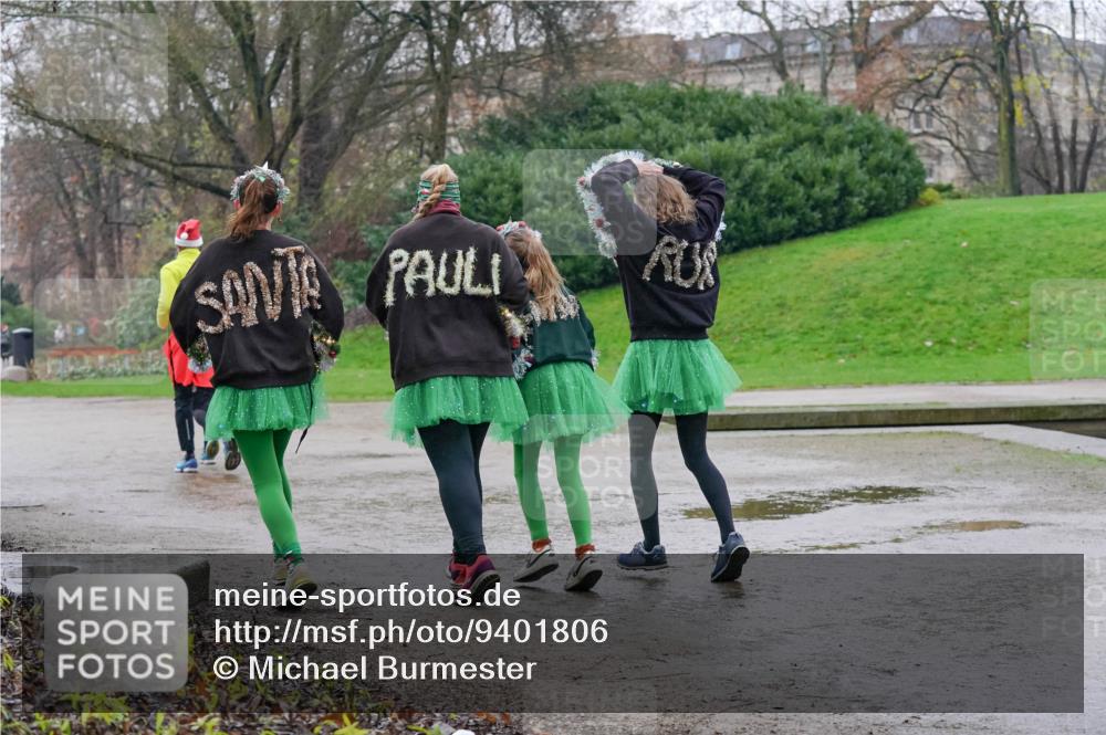 07.12.2025 - St. Pauli X-Mass-Run No. 15 Michael Burmester http://msf.ph/oto/9401806 07.12.2025 10:28:45 Laufen  meine-sportfotos.de