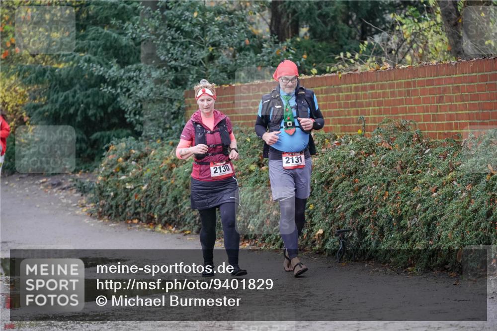 07.12.2025 - St. Pauli X-Mass-Run No. 15 Michael Burmester http://msf.ph/oto/9401829 07.12.2025 10:29:09 Laufen 2130, 2131 meine-sportfotos.de