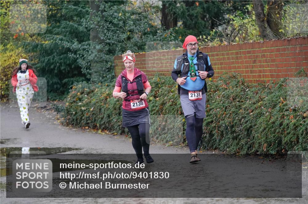 07.12.2025 - St. Pauli X-Mass-Run No. 15 Michael Burmester http://msf.ph/oto/9401830 07.12.2025 10:29:09 Laufen 2893, 2130, 2131 meine-sportfotos.de