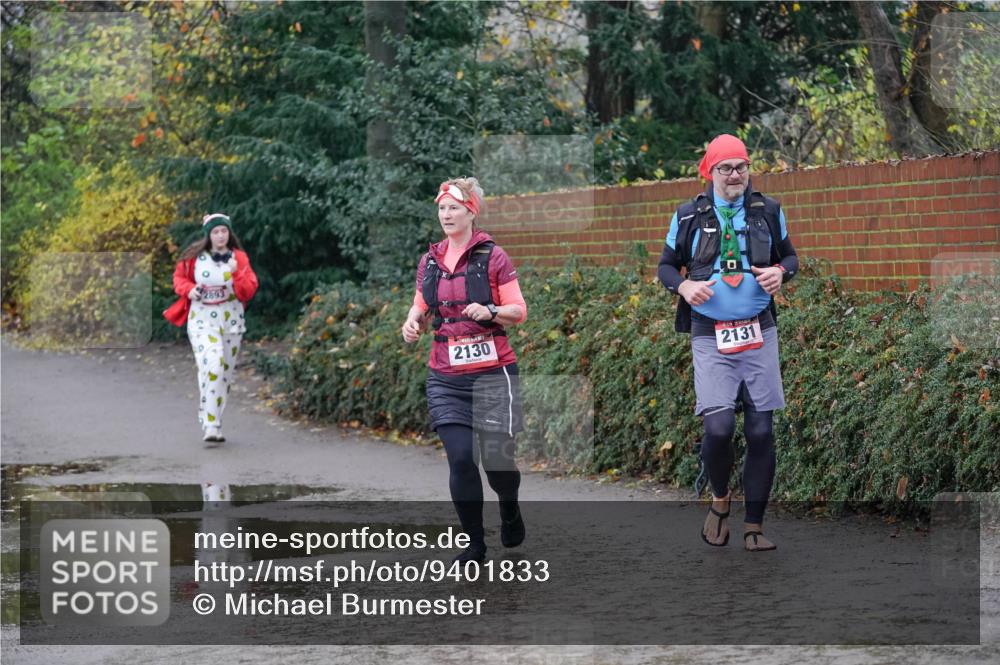 07.12.2025 - St. Pauli X-Mass-Run No. 15 Michael Burmester http://msf.ph/oto/9401833 07.12.2025 10:29:10 Laufen 2893, 2130, 2131 meine-sportfotos.de