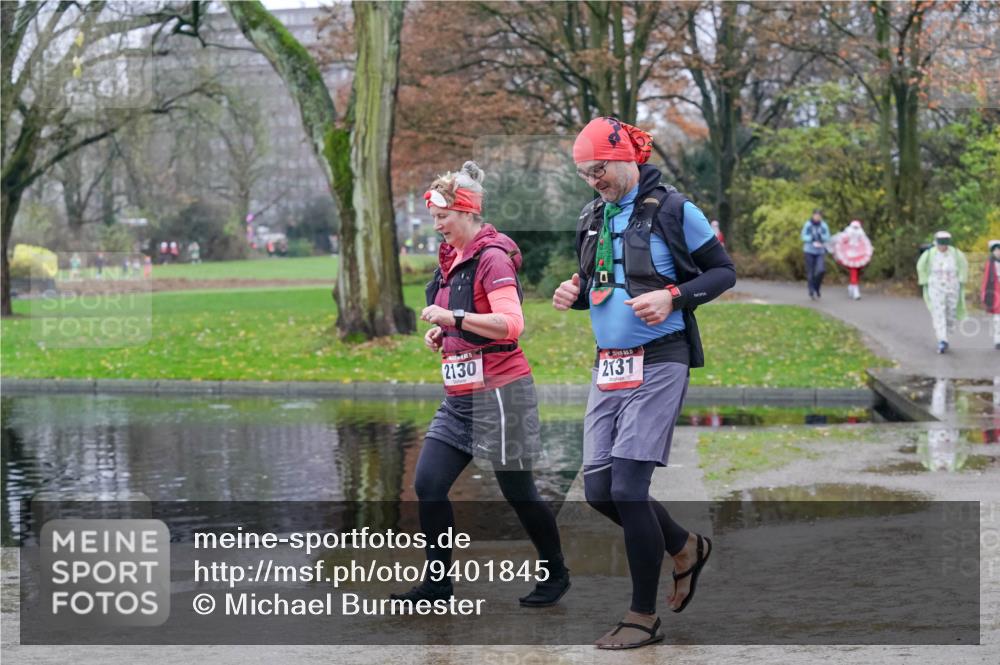 07.12.2025 - St. Pauli X-Mass-Run No. 15 Michael Burmester http://msf.ph/oto/9401845 07.12.2025 10:29:14 Laufen 2130, 35, 2131 meine-sportfotos.de