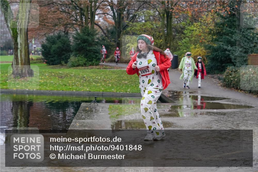 07.12.2025 - St. Pauli X-Mass-Run No. 15 Michael Burmester http://msf.ph/oto/9401848 07.12.2025 10:29:16 Laufen 2893 meine-sportfotos.de