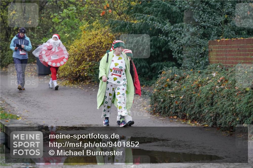 07.12.2025 - St. Pauli X-Mass-Run No. 15 Michael Burmester http://msf.ph/oto/9401852 07.12.2025 10:29:18 Laufen 1660, 2879 meine-sportfotos.de