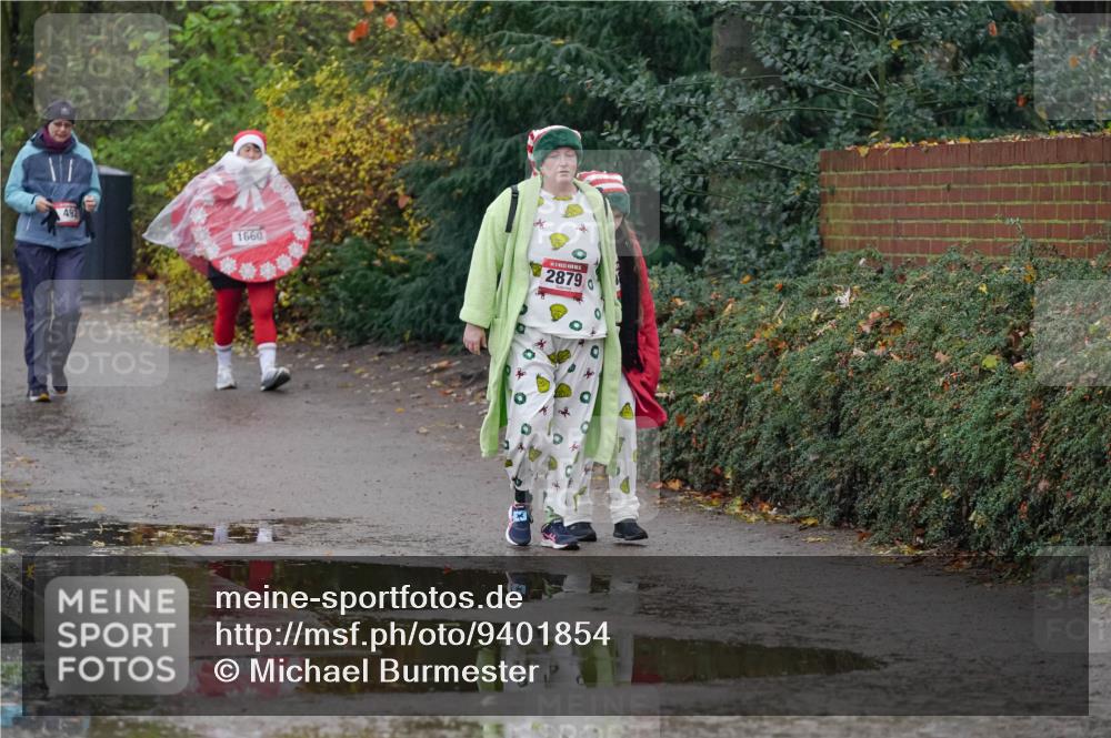 07.12.2025 - St. Pauli X-Mass-Run No. 15 Michael Burmester http://msf.ph/oto/9401854 07.12.2025 10:29:19 Laufen 492, 1660, 2879 meine-sportfotos.de