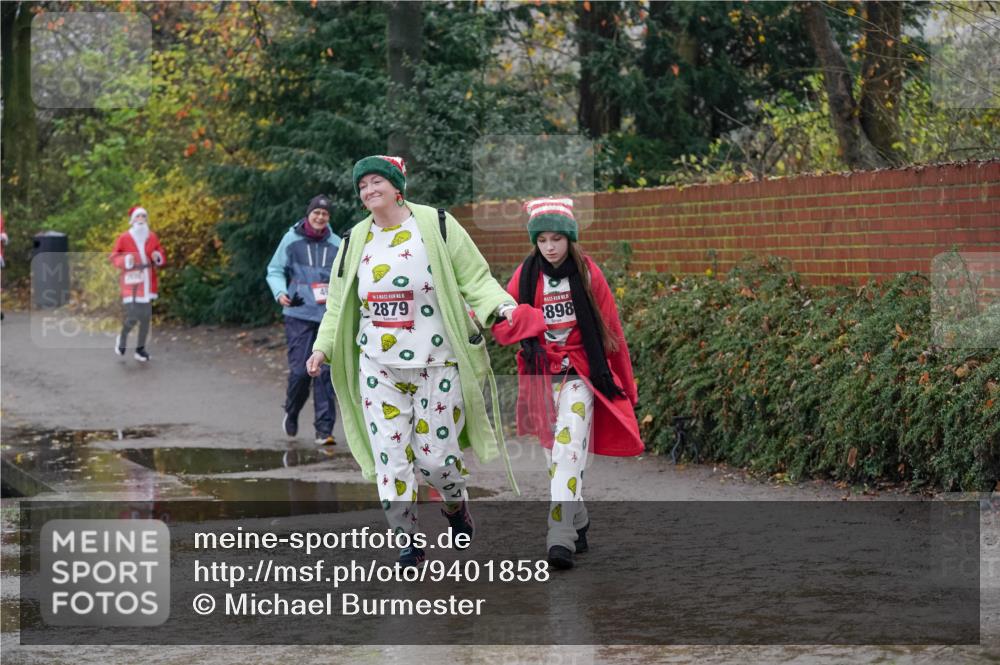 07.12.2025 - St. Pauli X-Mass-Run No. 15 Michael Burmester http://msf.ph/oto/9401858 07.12.2025 10:29:26 Laufen 15, 2879, 898 meine-sportfotos.de