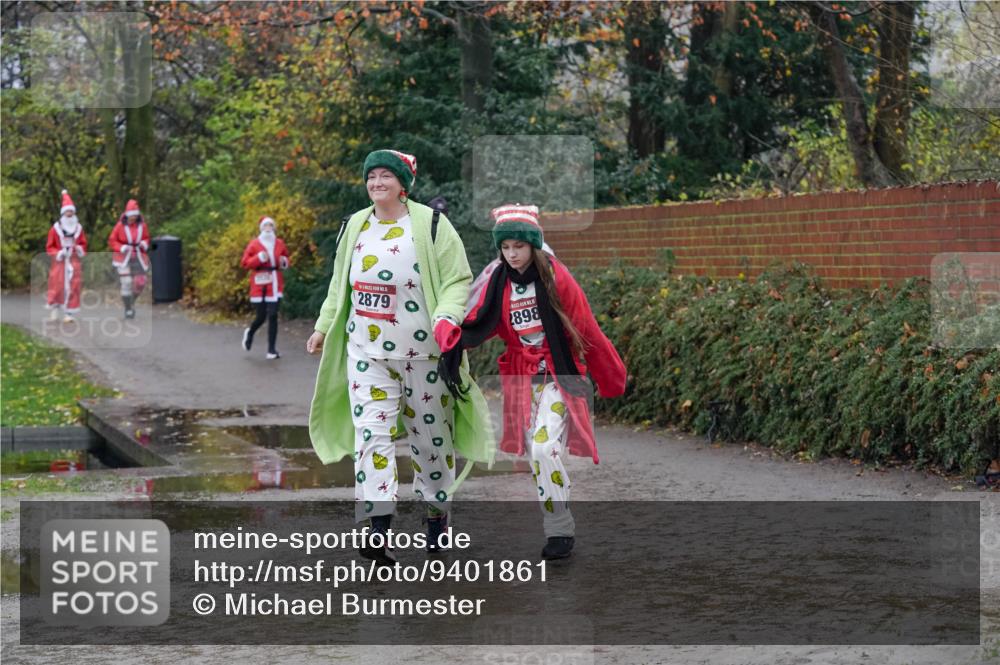 07.12.2025 - St. Pauli X-Mass-Run No. 15 Michael Burmester http://msf.ph/oto/9401861 07.12.2025 10:29:26 Laufen 2879, 2898 meine-sportfotos.de