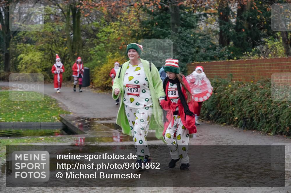 07.12.2025 - St. Pauli X-Mass-Run No. 15 Michael Burmester http://msf.ph/oto/9401862 07.12.2025 10:29:27 Laufen 2879, 898 meine-sportfotos.de