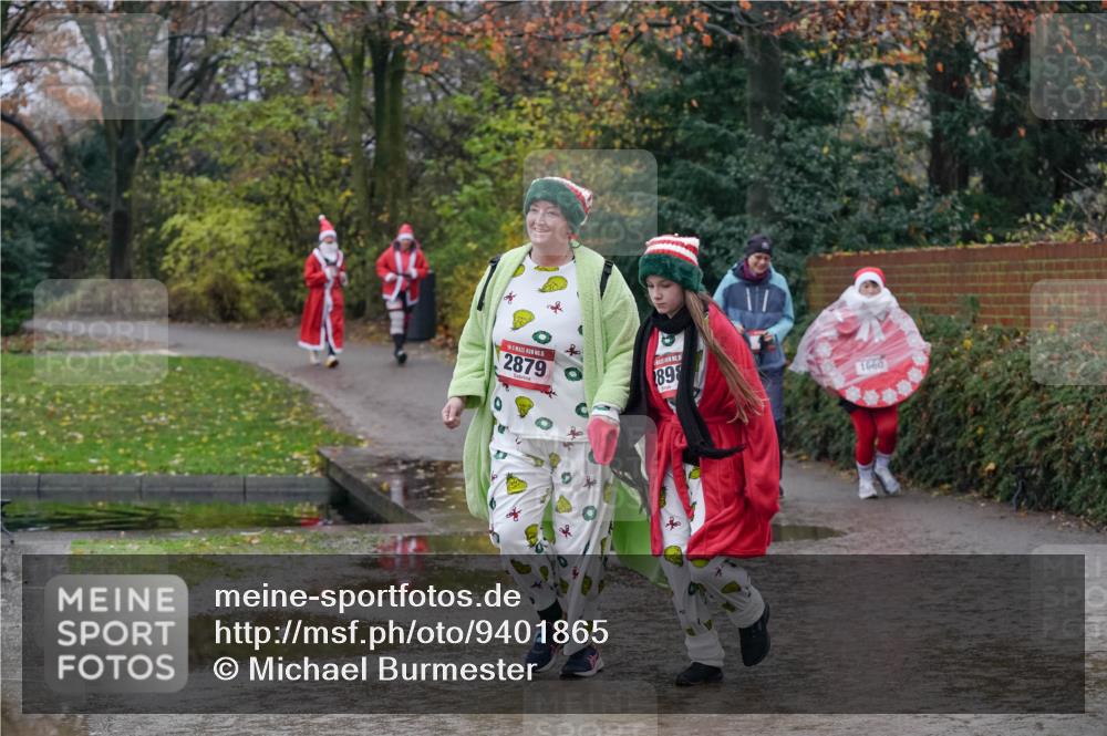 07.12.2025 - St. Pauli X-Mass-Run No. 15 Michael Burmester http://msf.ph/oto/9401865 07.12.2025 10:29:27 Laufen 2879, 15, 898, 1660 meine-sportfotos.de