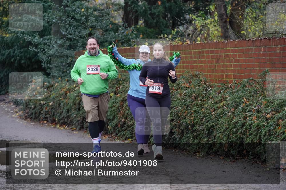 07.12.2025 - St. Pauli X-Mass-Run No. 15 Michael Burmester http://msf.ph/oto/9401908 07.12.2025 10:29:59 Laufen 2329, 319 meine-sportfotos.de