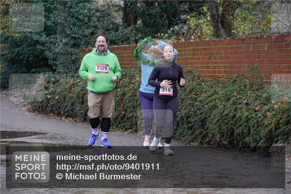 07.12.2025 - St. Pauli X-Mass-Run No. 15 Michael Burmester http://msf.ph/oto/9401911 07.12.2025 10:30:00 Laufen 2329, 319 meine-sportfotos.de