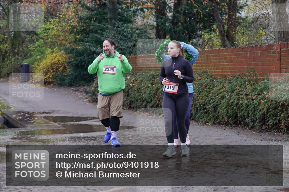 07.12.2025 - St. Pauli X-Mass-Run No. 15 Michael Burmester http://msf.ph/oto/9401918 07.12.2025 10:30:03 Laufen 2329, 319 meine-sportfotos.de