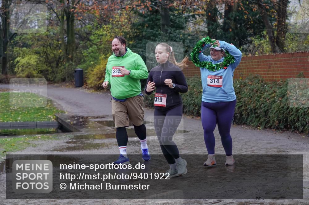 07.12.2025 - St. Pauli X-Mass-Run No. 15 Michael Burmester http://msf.ph/oto/9401922 07.12.2025 10:30:04 Laufen 232, 319, 314 meine-sportfotos.de