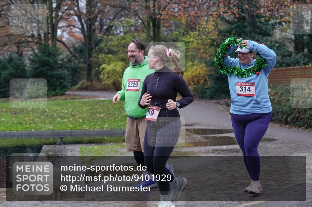 07.12.2025 - St. Pauli X-Mass-Run No. 15 Michael Burmester http://msf.ph/oto/9401929 07.12.2025 10:30:05 Laufen 2329, 319, 15, 314 meine-sportfotos.de