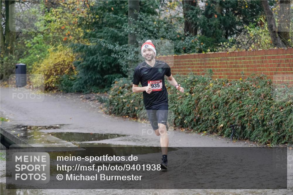 07.12.2025 - St. Pauli X-Mass-Run No. 15 Michael Burmester http://msf.ph/oto/9401938 07.12.2025 10:37:10 Laufen 935 meine-sportfotos.de