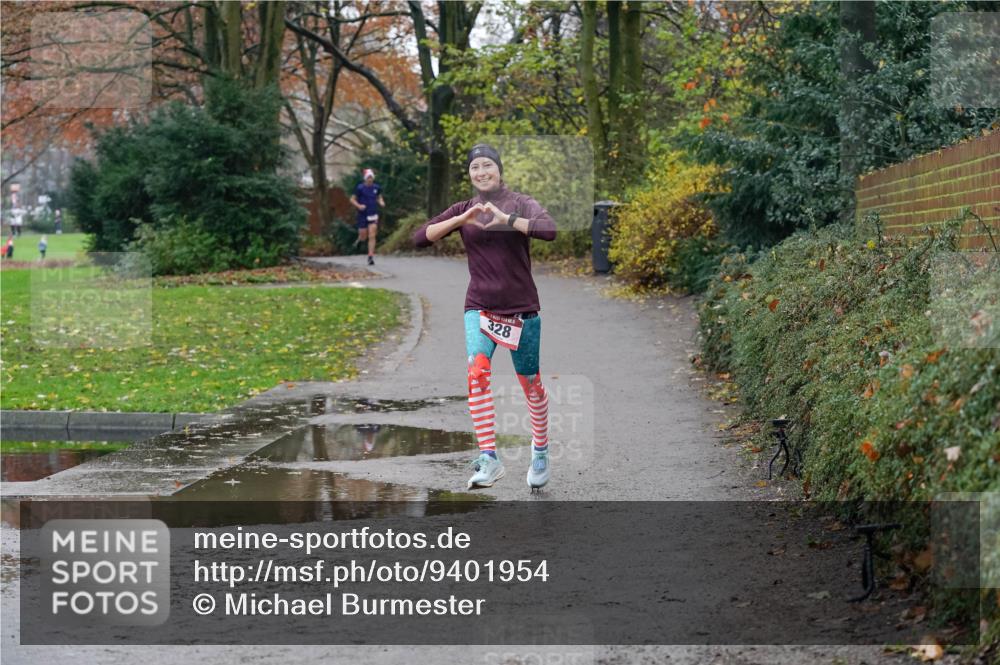 07.12.2025 - St. Pauli X-Mass-Run No. 15 Michael Burmester http://msf.ph/oto/9401954 07.12.2025 10:38:09 Laufen 328 meine-sportfotos.de