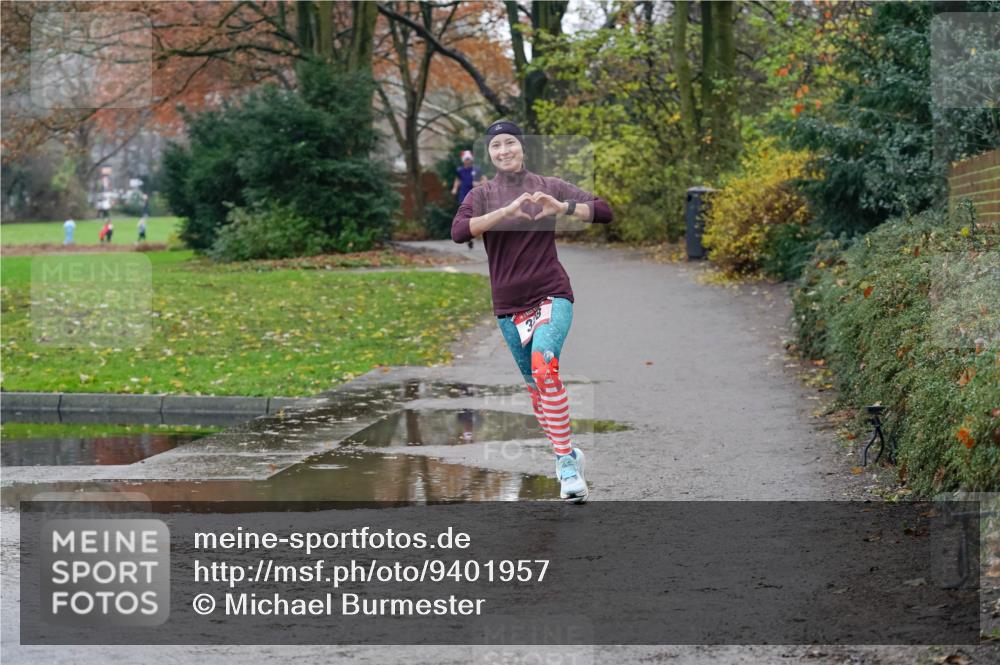 07.12.2025 - St. Pauli X-Mass-Run No. 15 Michael Burmester http://msf.ph/oto/9401957 07.12.2025 10:38:10 Laufen 3 meine-sportfotos.de