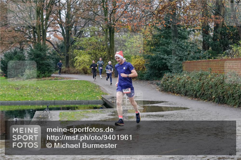 07.12.2025 - St. Pauli X-Mass-Run No. 15 Michael Burmester http://msf.ph/oto/9401961 07.12.2025 10:38:20 Laufen 654 meine-sportfotos.de