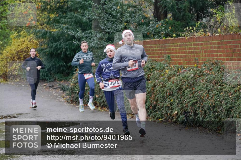 07.12.2025 - St. Pauli X-Mass-Run No. 15 Michael Burmester http://msf.ph/oto/9401965 07.12.2025 10:38:24 Laufen 769, 4814 meine-sportfotos.de