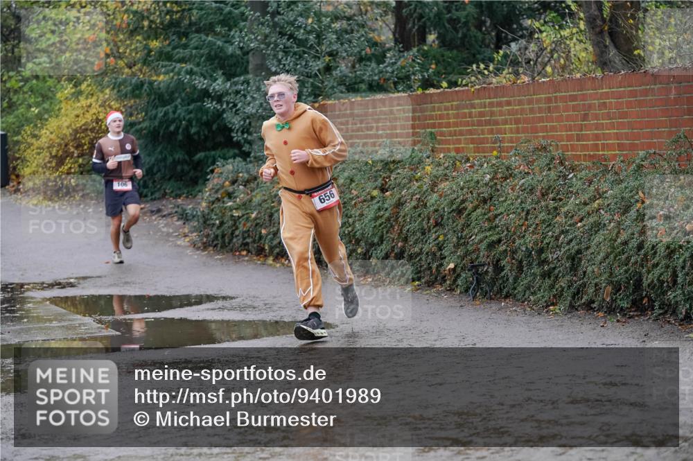 07.12.2025 - St. Pauli X-Mass-Run No. 15 Michael Burmester http://msf.ph/oto/9401989 07.12.2025 10:38:35 Laufen 106, 656 meine-sportfotos.de