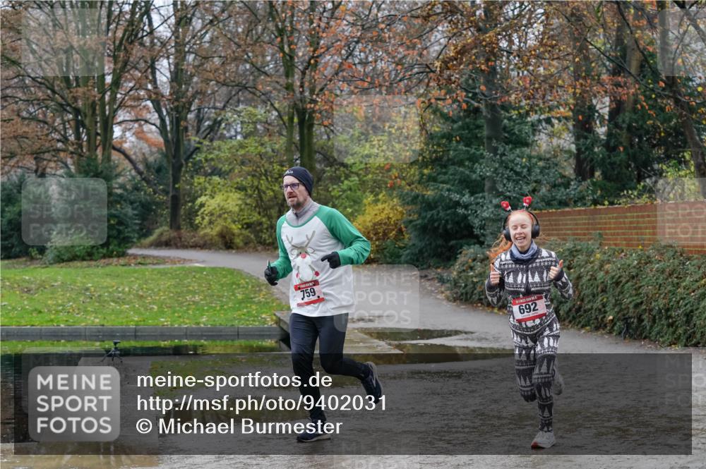 07.12.2025 - St. Pauli X-Mass-Run No. 15 Michael Burmester http://msf.ph/oto/9402031 07.12.2025 10:39:41 Laufen 759, 692 meine-sportfotos.de