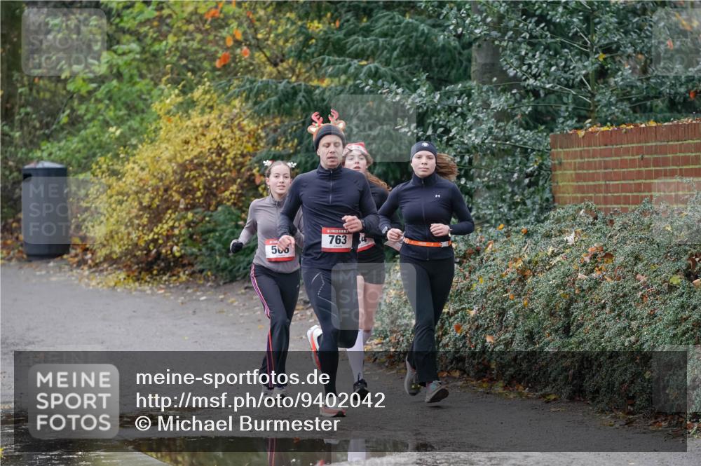 07.12.2025 - St. Pauli X-Mass-Run No. 15 Michael Burmester http://msf.ph/oto/9402042 07.12.2025 10:40:06 Laufen 500, 763 meine-sportfotos.de