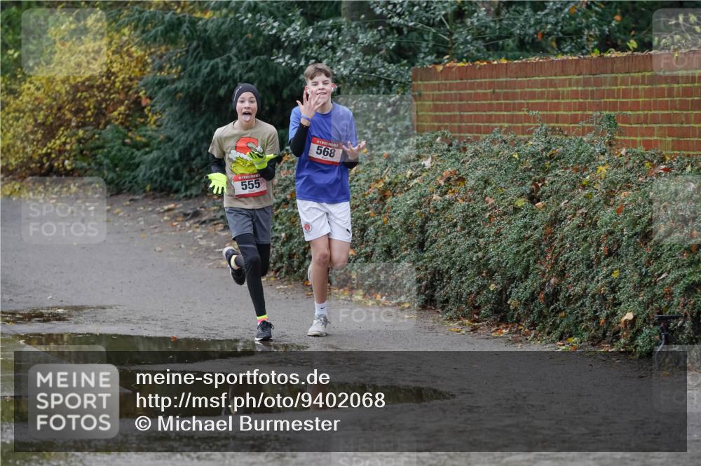 07.12.2025 - St. Pauli X-Mass-Run No. 15 Michael Burmester http://msf.ph/oto/9402068 07.12.2025 10:40:18 Laufen 555, 568 meine-sportfotos.de