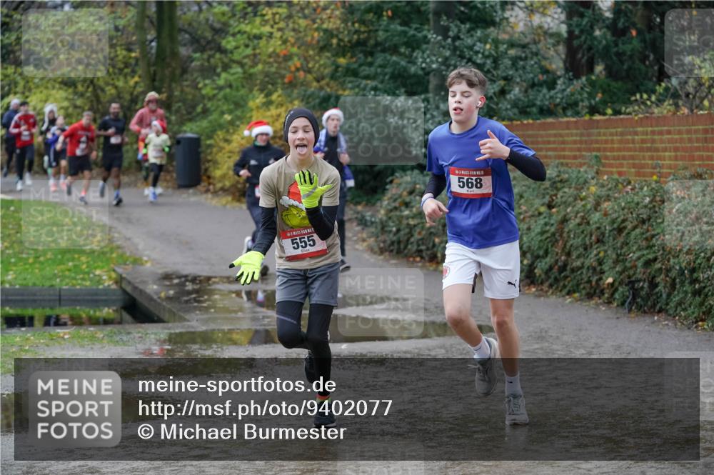 07.12.2025 - St. Pauli X-Mass-Run No. 15 Michael Burmester http://msf.ph/oto/9402077 07.12.2025 10:40:22 Laufen 555, 15, 568 meine-sportfotos.de