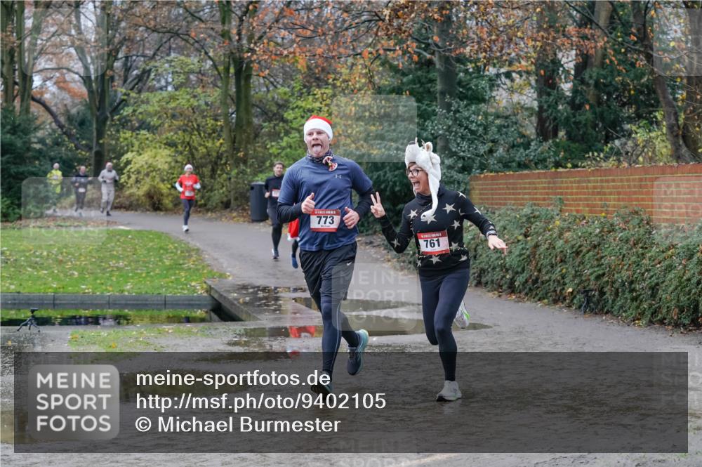 07.12.2025 - St. Pauli X-Mass-Run No. 15 Michael Burmester http://msf.ph/oto/9402105 07.12.2025 10:40:33 Laufen 773, 761 meine-sportfotos.de