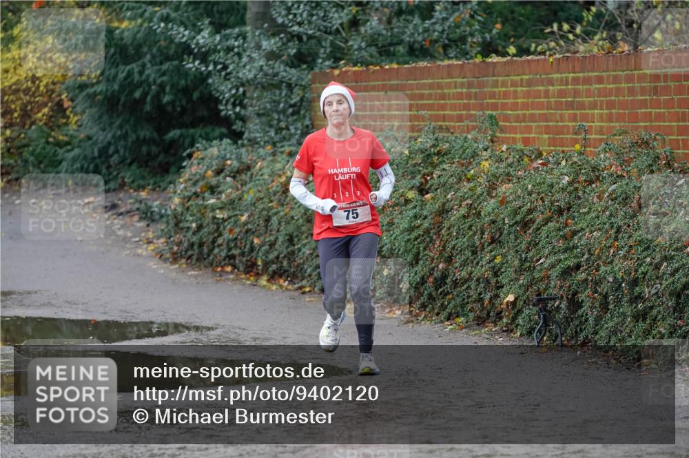 07.12.2025 - St. Pauli X-Mass-Run No. 15 Michael Burmester http://msf.ph/oto/9402120 07.12.2025 10:40:40 Laufen 75 meine-sportfotos.de