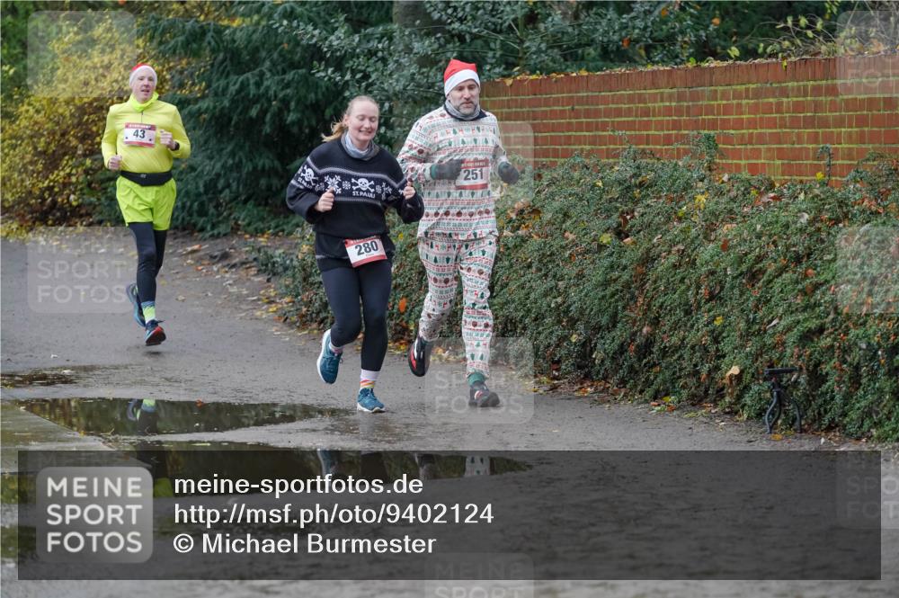 07.12.2025 - St. Pauli X-Mass-Run No. 15 Michael Burmester http://msf.ph/oto/9402124 07.12.2025 10:40:44 Laufen 43, 251, 280 meine-sportfotos.de