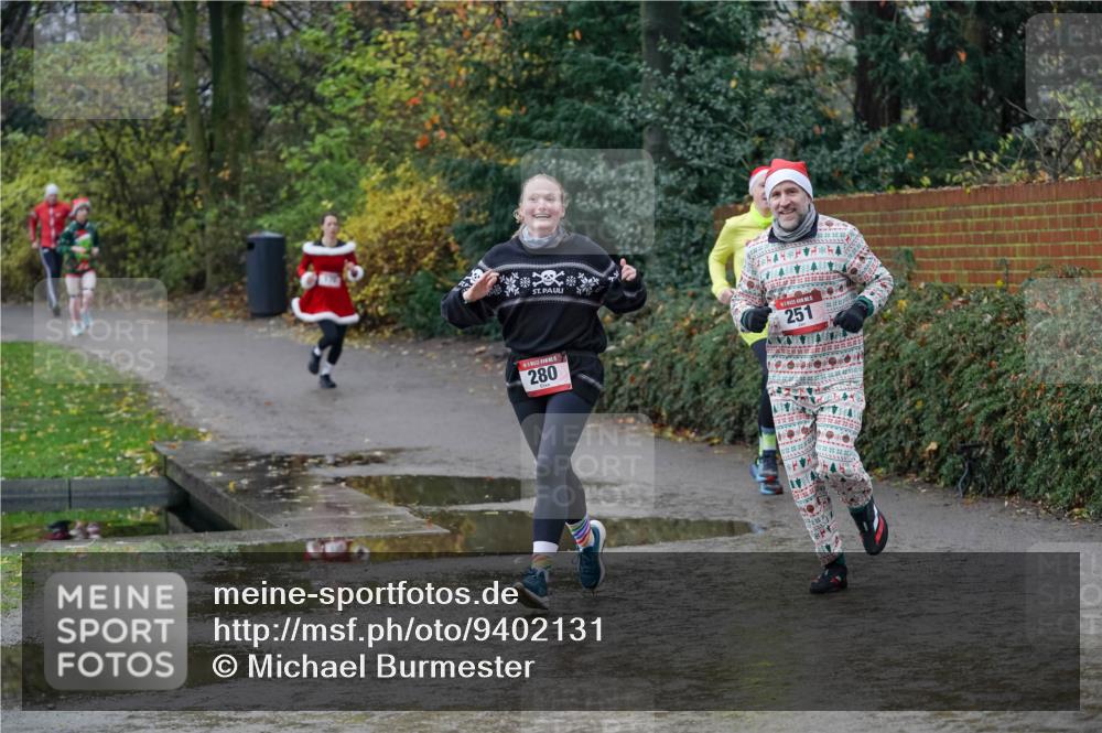 07.12.2025 - St. Pauli X-Mass-Run No. 15 Michael Burmester http://msf.ph/oto/9402131 07.12.2025 10:40:47 Laufen 5, 280, 5, 251 meine-sportfotos.de