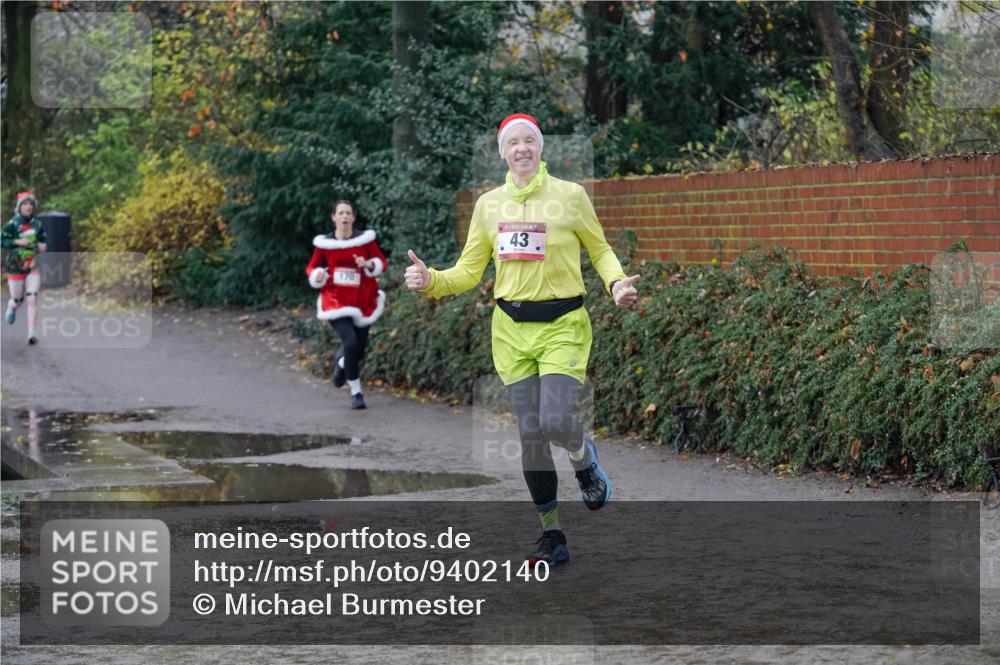 07.12.2025 - St. Pauli X-Mass-Run No. 15 Michael Burmester http://msf.ph/oto/9402140 07.12.2025 10:40:49 Laufen  meine-sportfotos.de