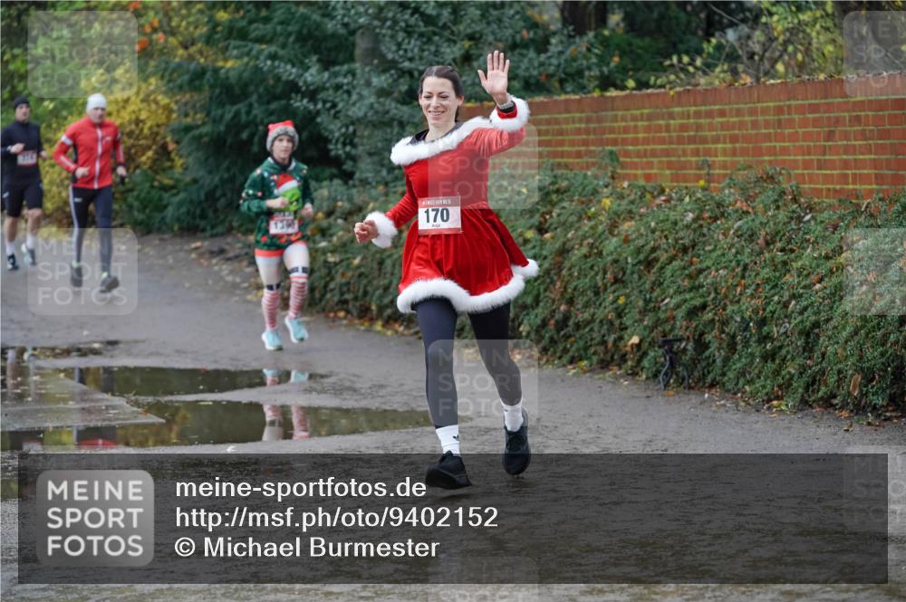 07.12.2025 - St. Pauli X-Mass-Run No. 15 Michael Burmester http://msf.ph/oto/9402152 07.12.2025 10:40:52 Laufen 724, 1398, 15, 170 meine-sportfotos.de