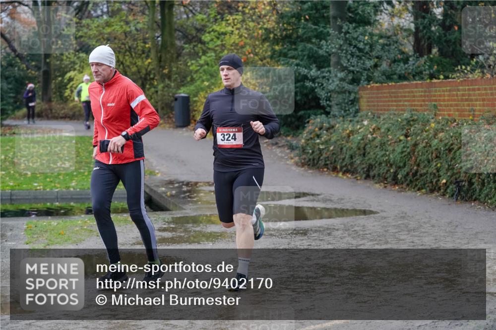 07.12.2025 - St. Pauli X-Mass-Run No. 15 Michael Burmester http://msf.ph/oto/9402170 07.12.2025 10:40:59 Laufen 15, 324 meine-sportfotos.de