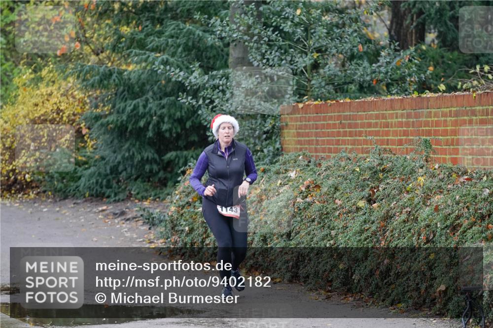 07.12.2025 - St. Pauli X-Mass-Run No. 15 Michael Burmester http://msf.ph/oto/9402182 07.12.2025 10:41:12 Laufen 1143 meine-sportfotos.de